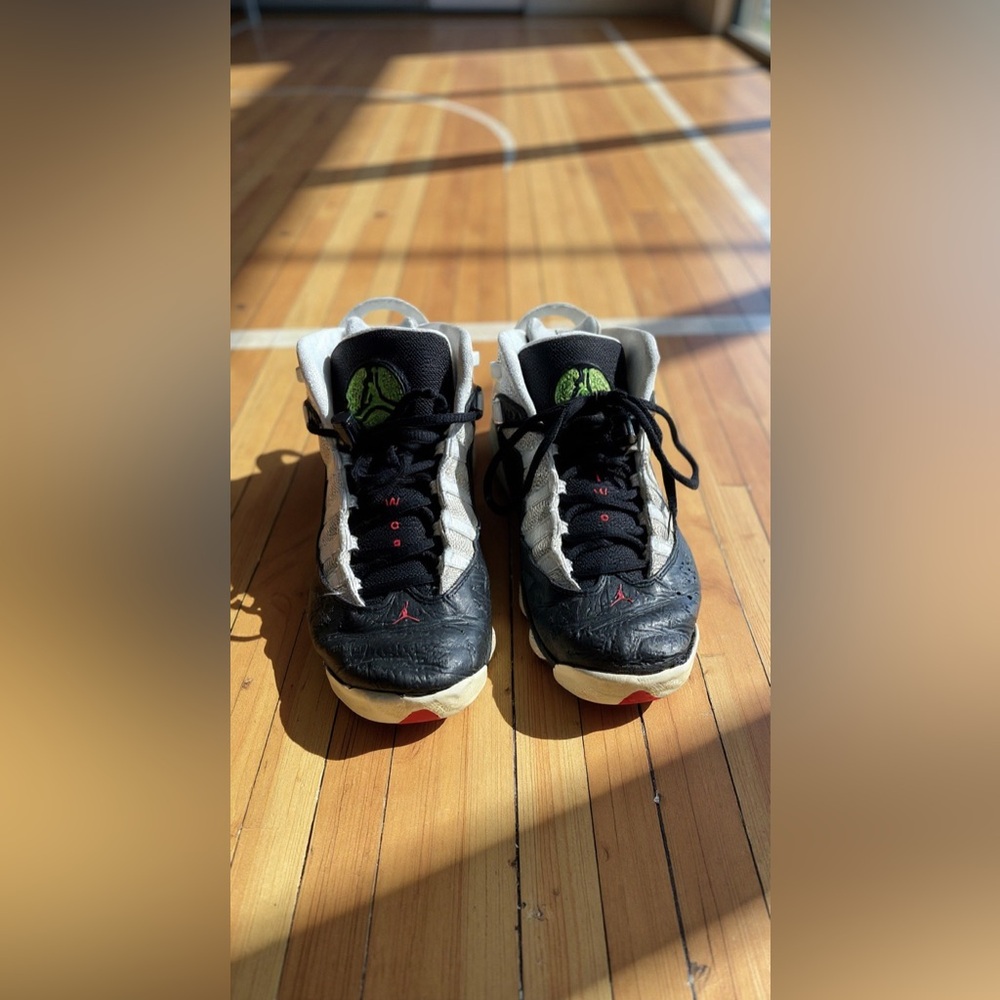 Jordan Boys Shoes 6.5Y Black Red White Used - Picture 2 of 9